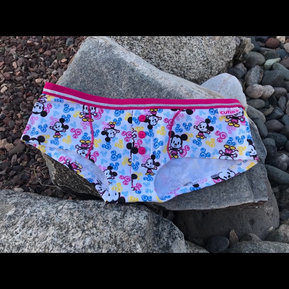 💕 NWOT...Disney cuties RARE HTF Panty